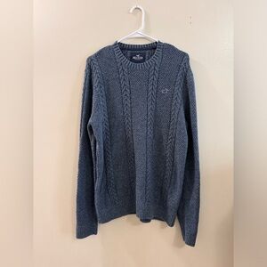 HOLLISTER cable knit sweater